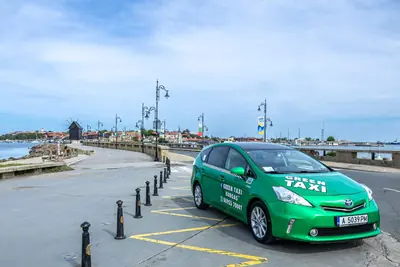 Зелен автомобил Green Taxi Burgas в Бургас 3