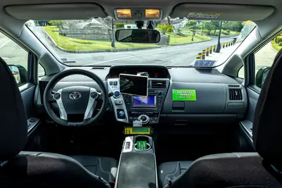 Зелен автомобил Green Taxi Burgas в Бургас 9