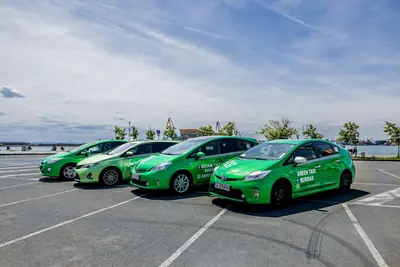 Зелен автомобил Green Taxi Burgas в Бургас 14