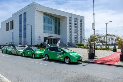 Зелен автомобил Green Taxi Burgas в Бургас 5